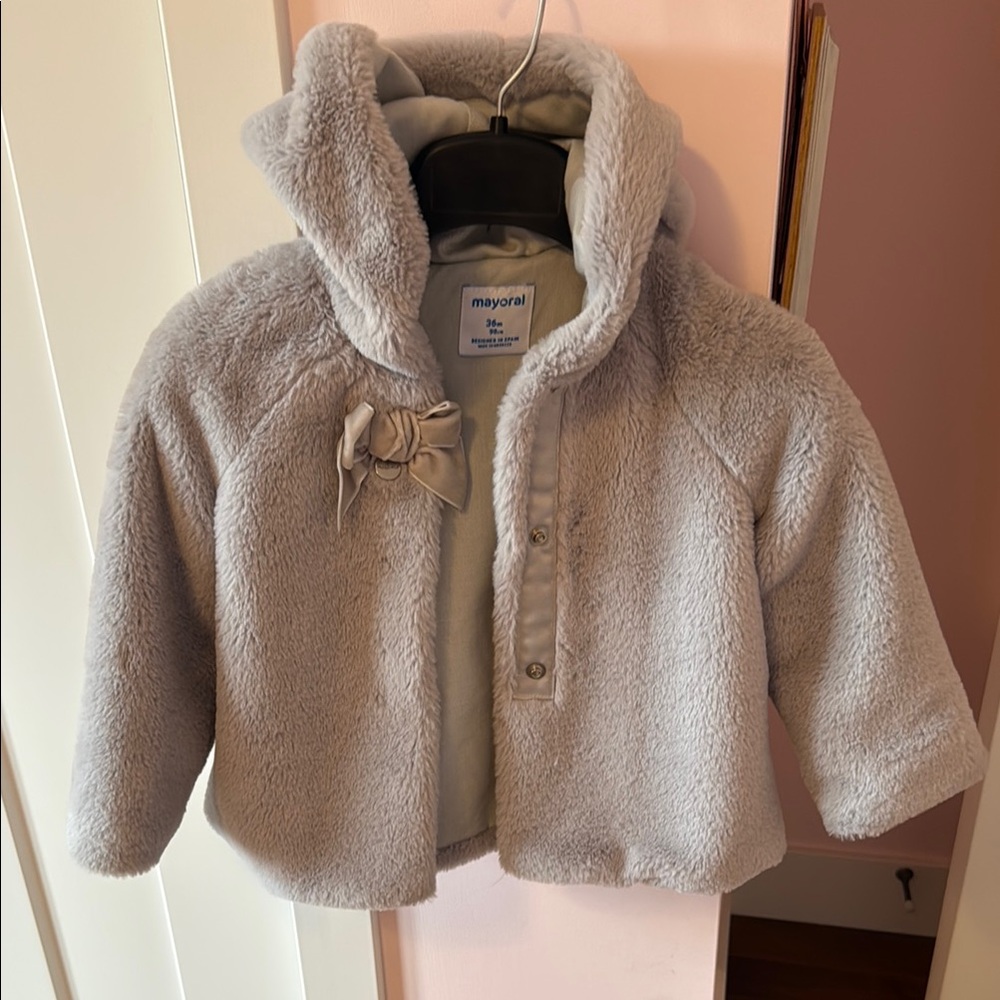 Mayoral Gray Puffer Jacket Cozy and Versatile